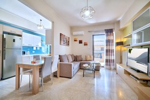 Living Room - Kitchen