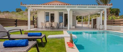 Astarte Villas - Villa Siesta With Private Pool
