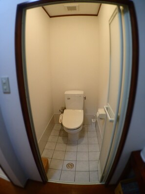 Kuganipi Beachside Inn Iriomote Room1