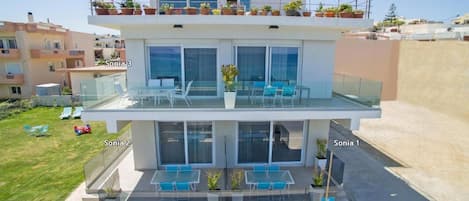 Sonja 3 apartment,pool,Beachfront,Chania, resort