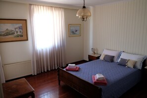 One double-bed Bedroom