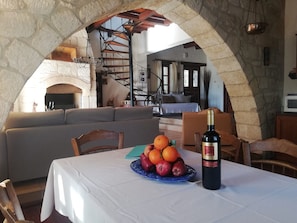 Intérieur.