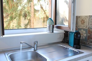 Fully equipped kitchen