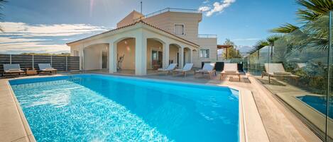 Private swimming pool with six swimming pool loungers. Outdoor Shower provided.