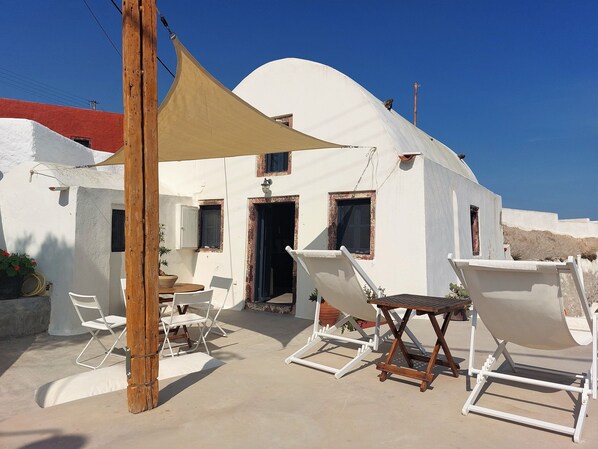 The terrace and front view