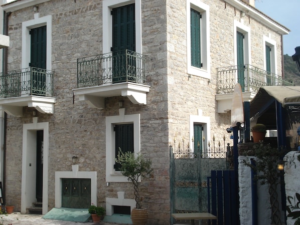 Leludas guesthoue by the sea is a renovated stone built traditional house.