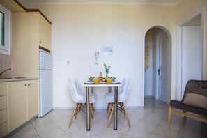 Kitchen area N.12
