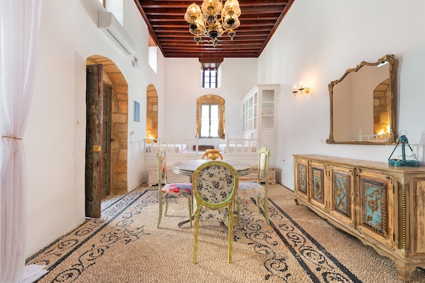 Dining Area
Antiques and pebble made floor
