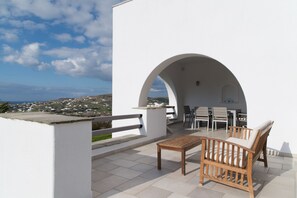 Veranda area