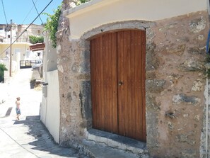 Heracle's Traditional Cretan House 1 - Entrance