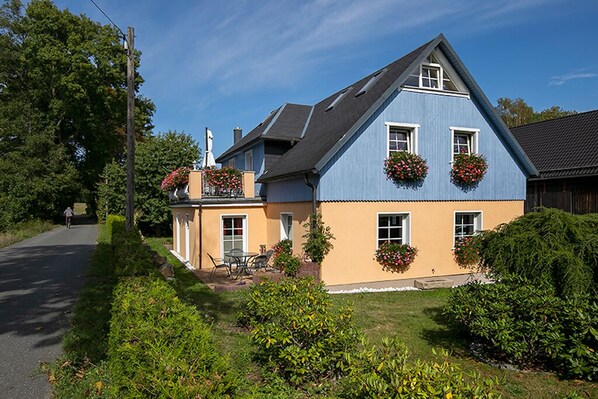 Willkommen in der Ferienwohnung Ronny jetzt mit kostenlosem Wlan