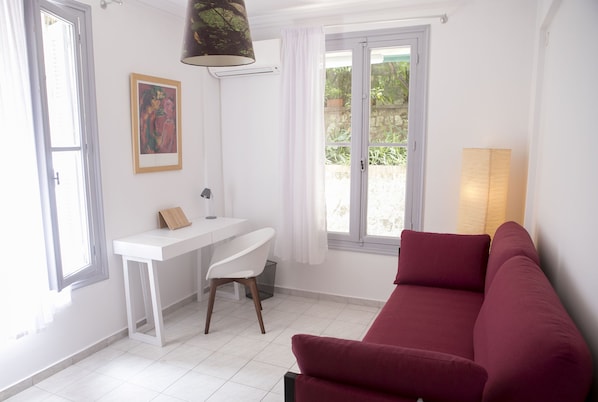 le bureau, deuxieme chambre