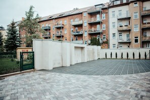 Esterni