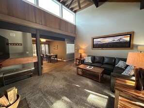 New Living Room Pic 3