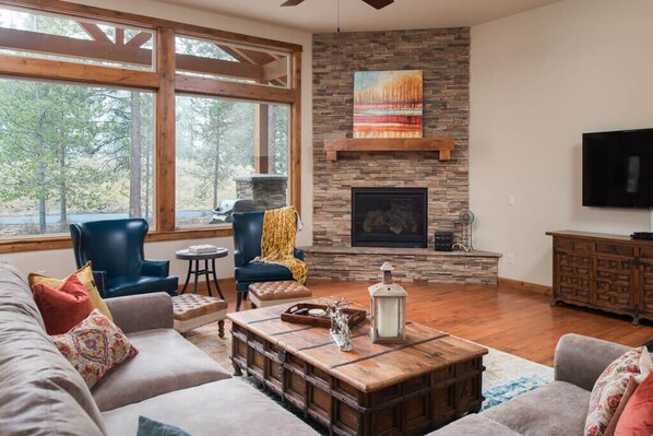 56263 Sable Rock