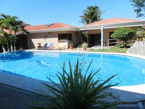 Private Pool and 
change room

