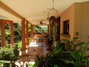 Patio, barbecue and lounge area
