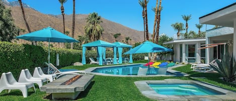 Spacious Grounds with Large Pool, Spa, Fire Pit, Cabanas and Mountain View
