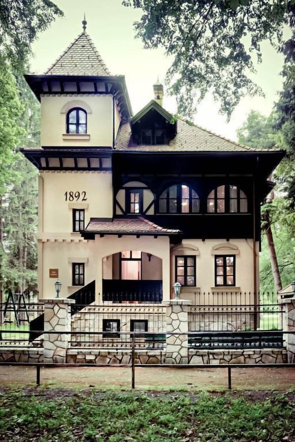 Villa 'Emina''