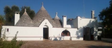 Trullo front view