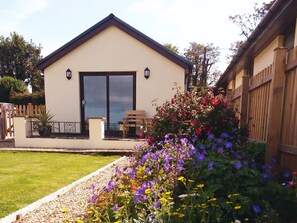 Chy ryb Connerton and it's own garden