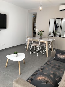 Appartement CLIMATISE  Plein centre ville de NIMES