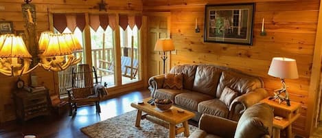 Livingroom looking out on upper deck 