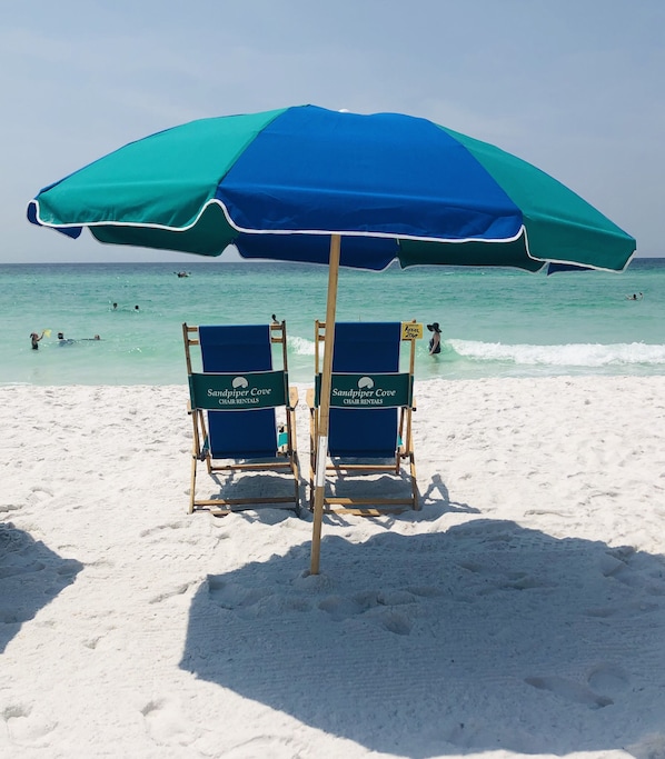 Free beach service! 2 chairs and an umbrella 