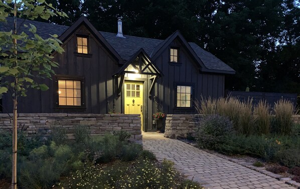 Front view - Summer evening 