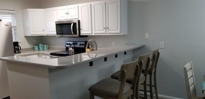 Beautifully renovated 2BR 2BA Condo w/ pool! Minutes from beach and boardwalk!