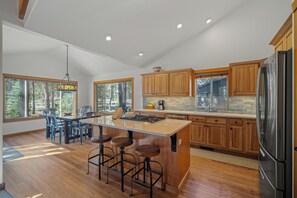 12 White Alder-12