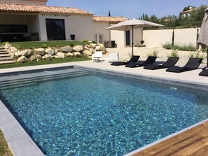 Holiday rental SAINT-RÉMY-DE-PROVENCE villa to rent heated pool