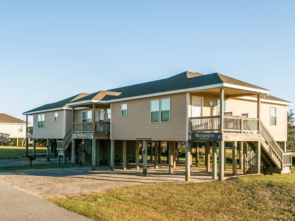 Watermen's Cabanas