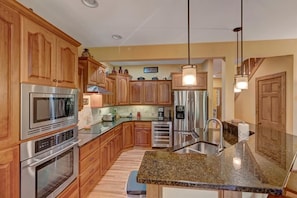 Kitchen--- Granite Counter-tops, Stainless Steel