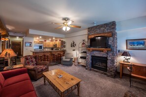 Living Room, Room, Indoors, Couch, Furniture