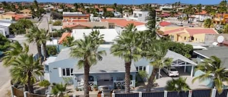 The Villa surrounded by 18 palm trees you can always hear the rustling of palms.