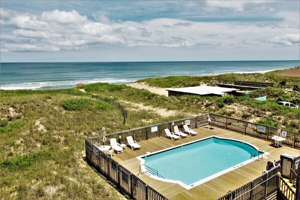 Admirals View III Pool Area Complex