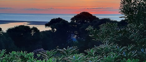 vue terrasse: lever du soleil