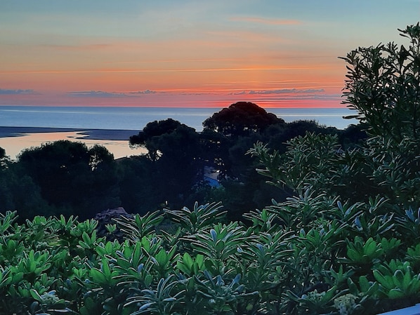 vue terrasse: lever du soleil