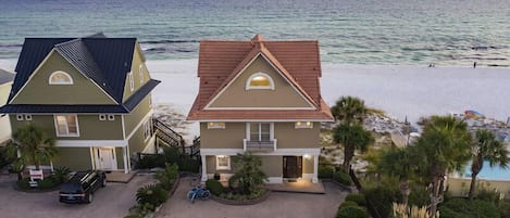 Emerald Belle - Charming Beachfront Cottage with Beach Views in Miramar Beach, Florida - Five Star Properties Destin/30A