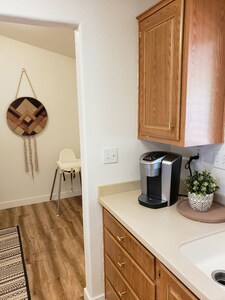 Come stay at our comfy, cozy, NEWLY RENOVATED home in the Ivins, UT!