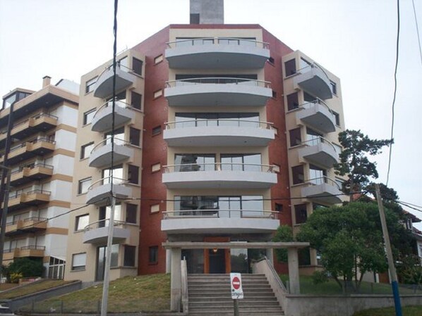 Dto 4C,A PASOS DEL MAR, ALQUILER FAMILIA