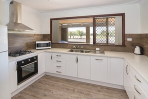 14 West St 1 (2)