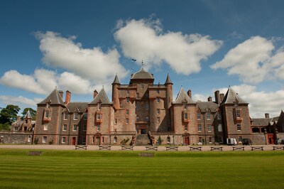 A Romantic Scottish Castle retreat for two people