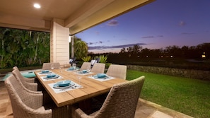 Enjoy the Hawaiian evening on the outdoor patio