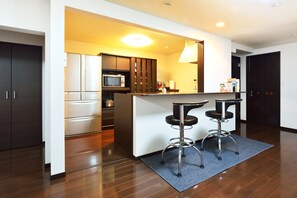 Live Like Locals ! Renovated Kyo-Machiya
