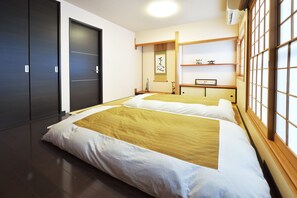 Live Like Locals ! Renovated Kyo-Machiya