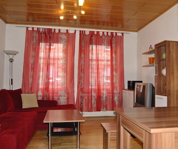 family friendly apartment, near the city centre and sights