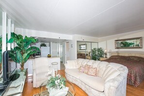 Living Room 3