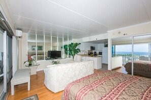 Living Room 5